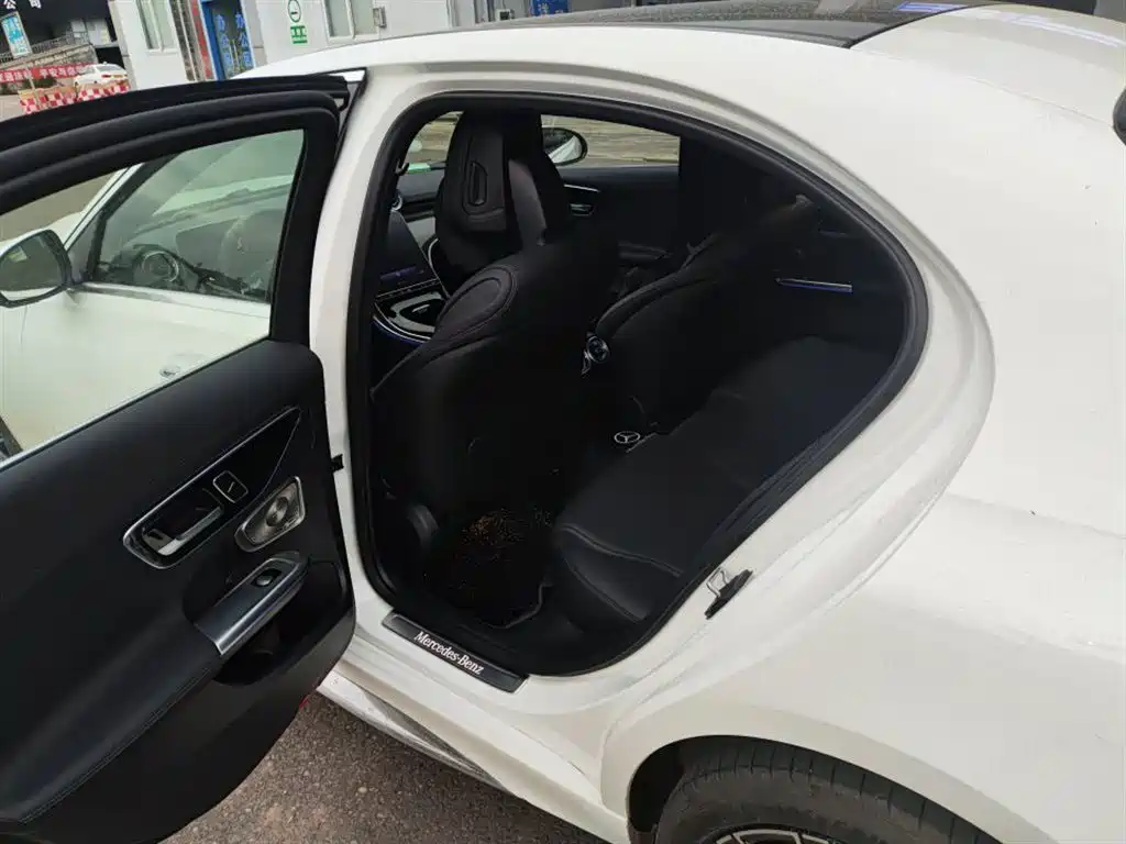 Mercedes-Benz C-Class C 2026 C 260 L Sport
