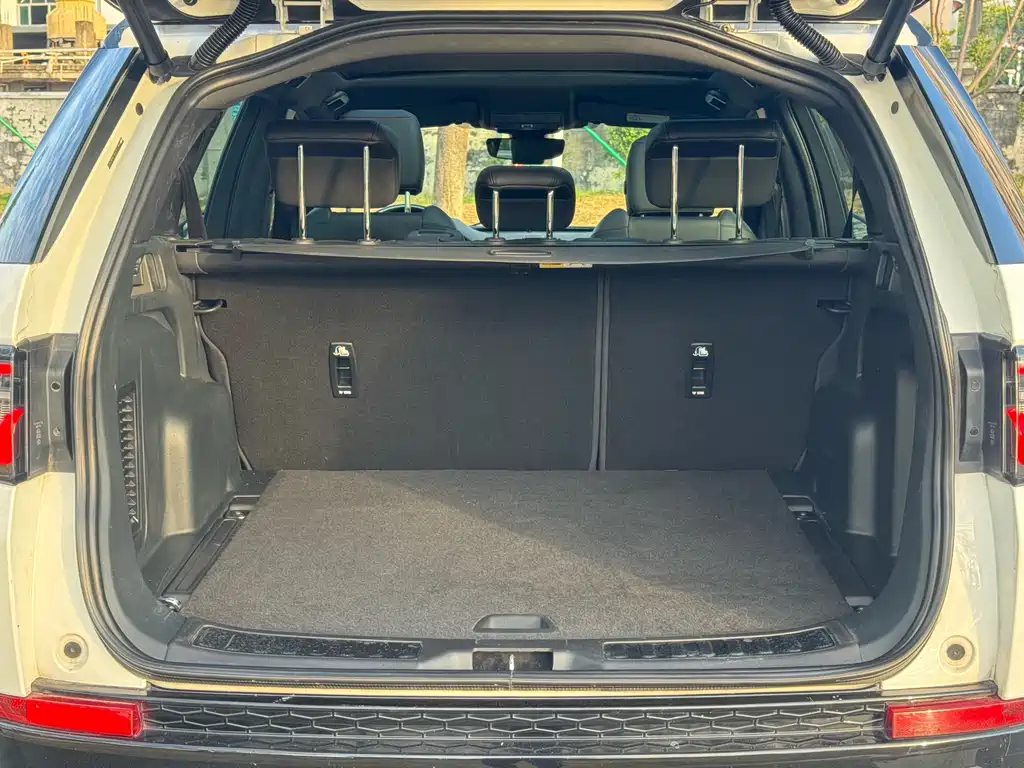 LAND ROVER DISCOVER SPORTS