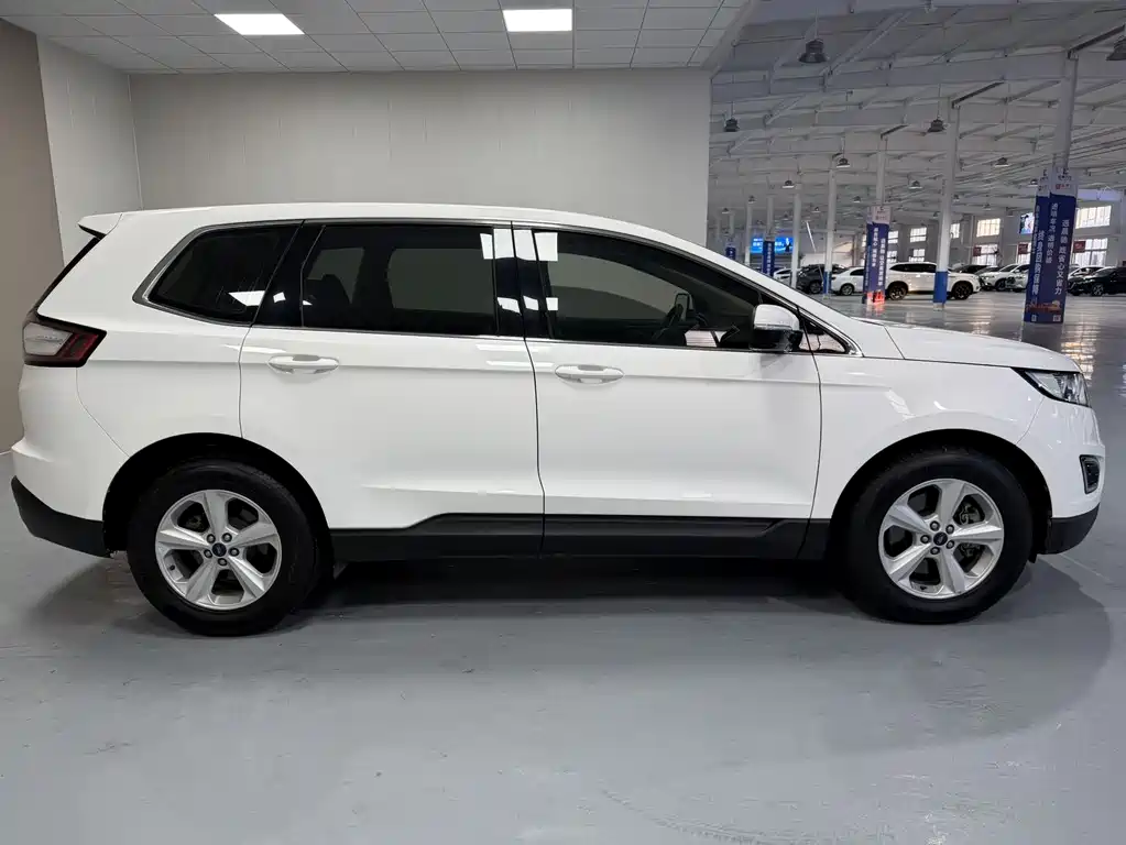Ford Edge EcoBoost 245 2WD Fine Sharp Type 5 seats China V, фото 8