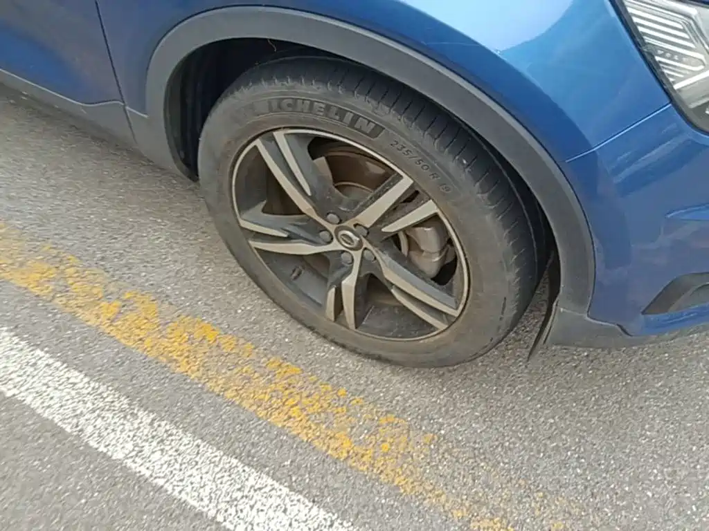Volvo XC40 — миниатюра 12