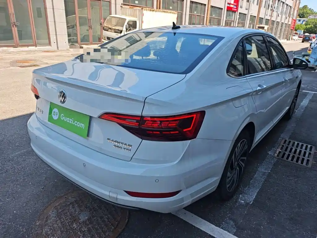 Volkswagen Sagitar — миниатюра 7