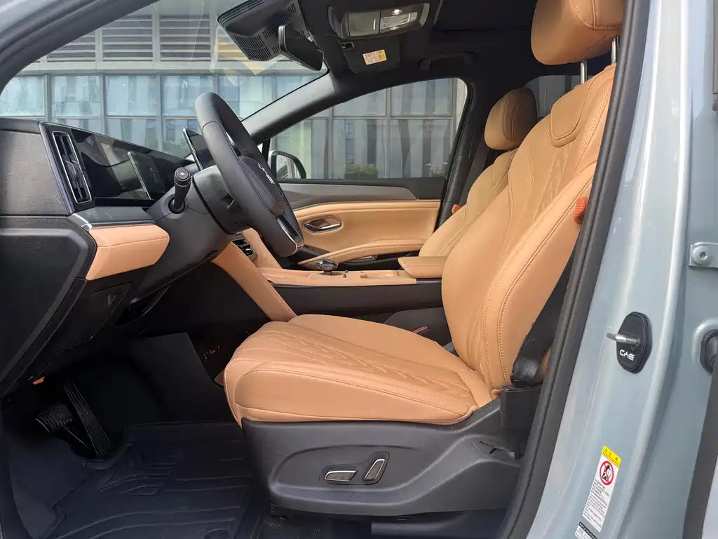 BYD L DM-i — миниатюра 7