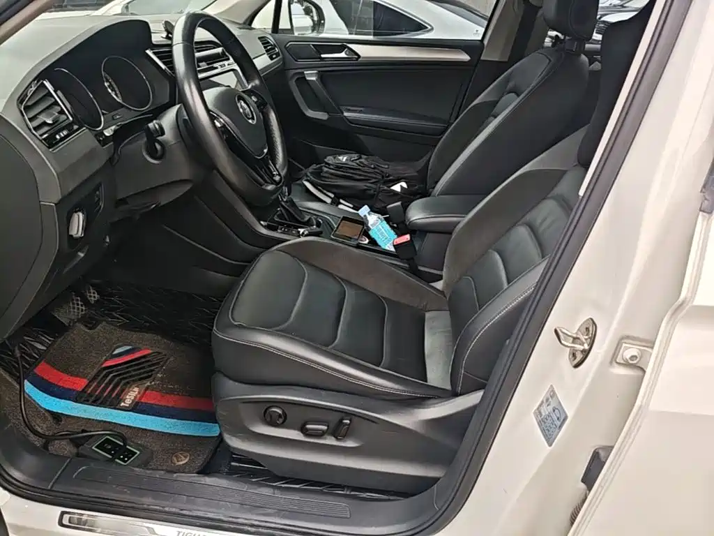 Volkswagen Tiguan L — миниатюра 15