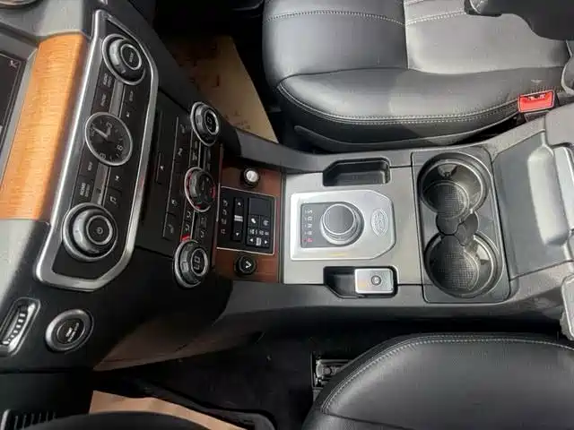 Land Rover Discovery — миниатюра 9