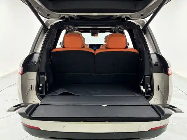Lynk & Co 900 — миниатюра 26