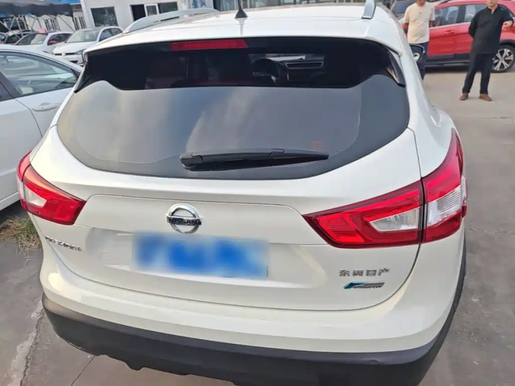 Nissan Qashqai — миниатюра 6