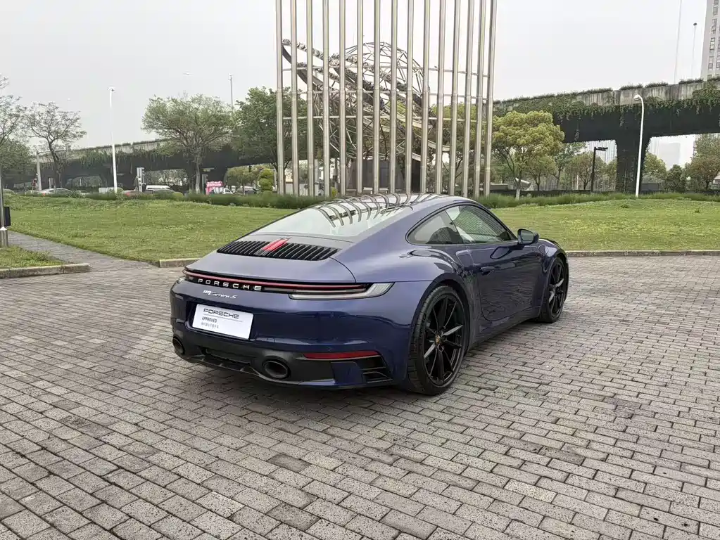 Porsche 911 2023 Carrera S 3.0T