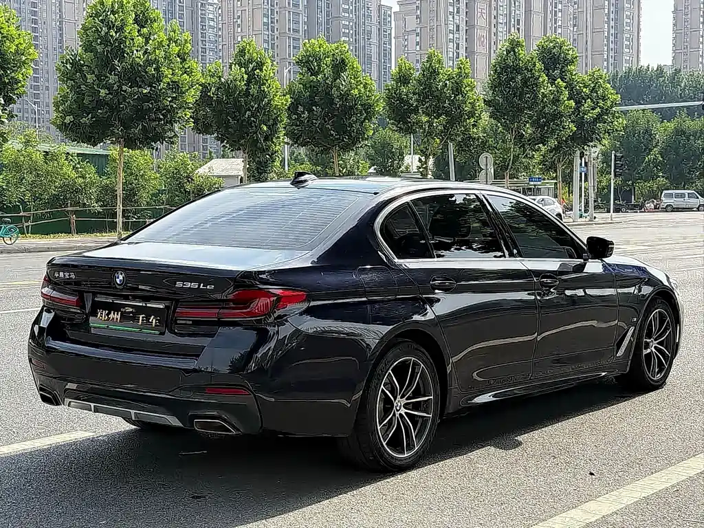 BMW 5 Series New Energy — миниатюра 19