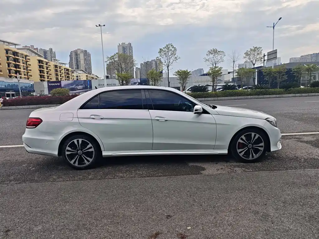 Mercedes-Benz E-Class E 2015 E 260 L Sport