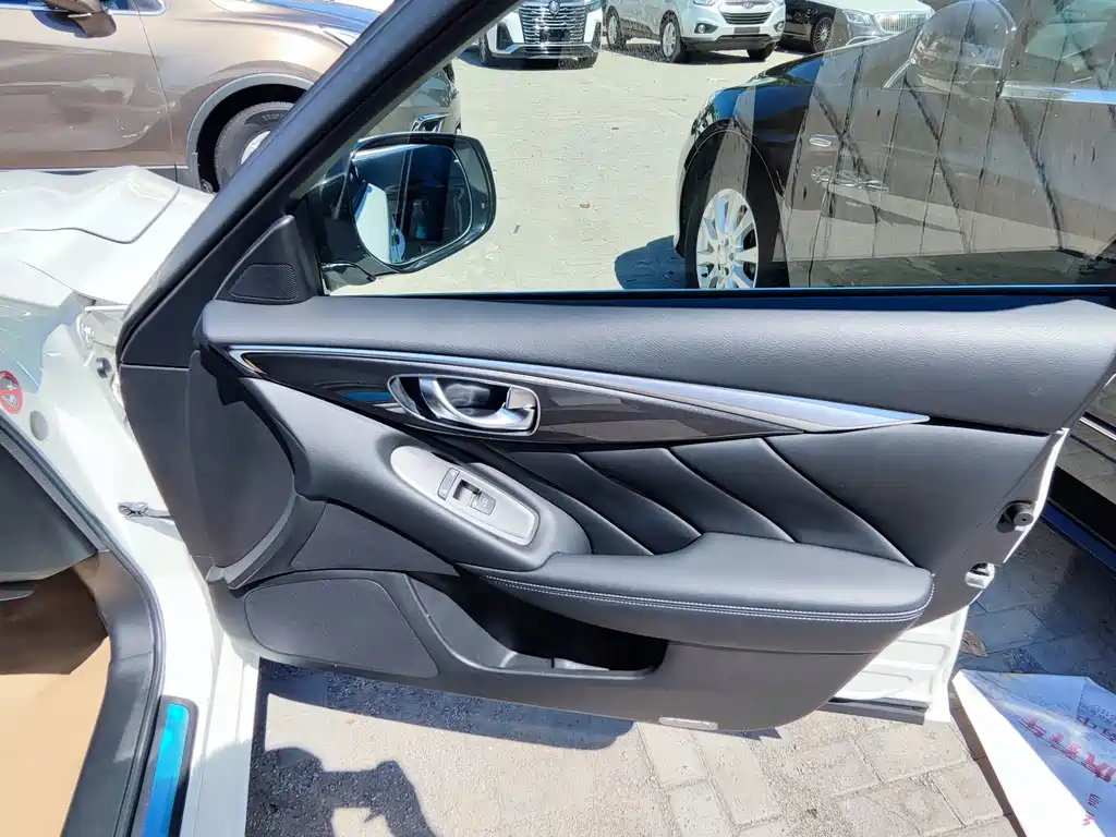 Infiniti Q50 — миниатюра 16