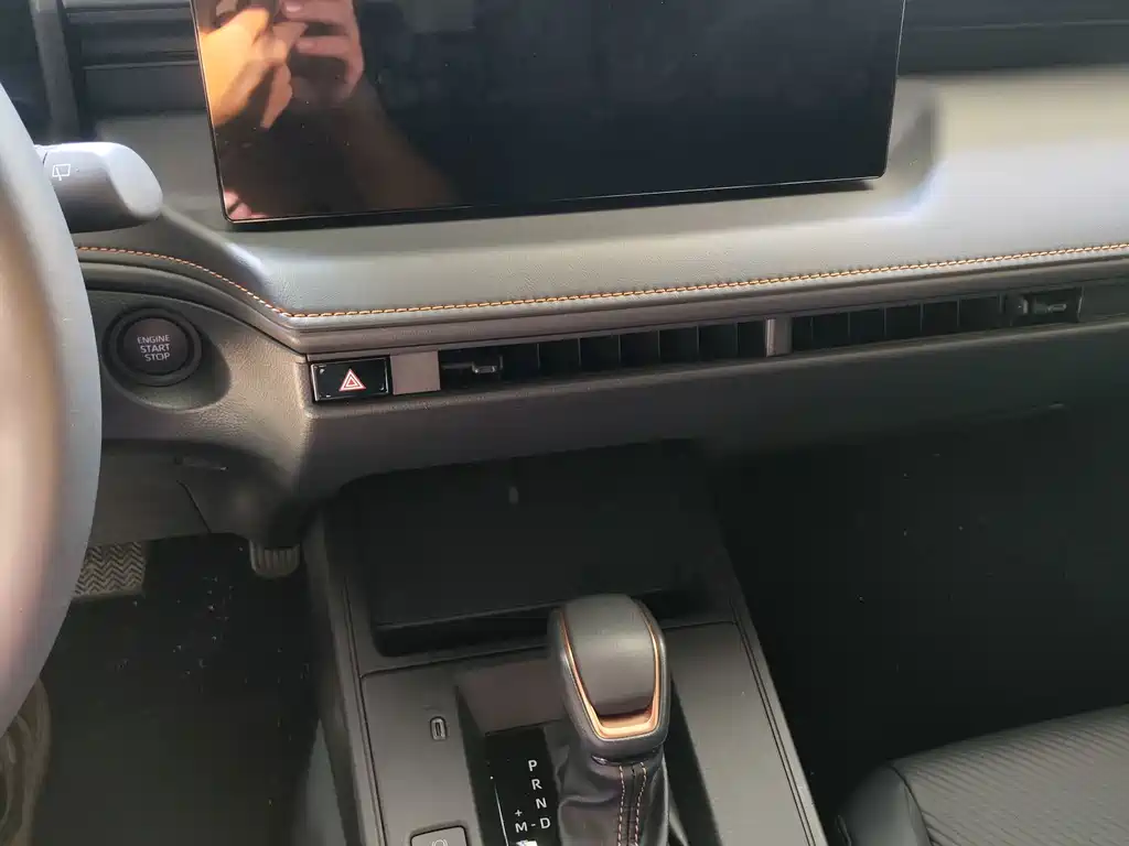 Toyota Frontlander — миниатюра 10