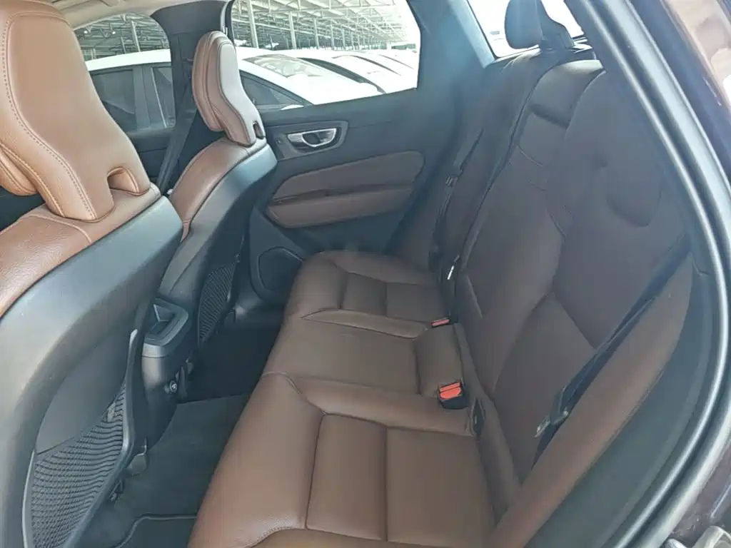 Volvo XC60 — миниатюра 17
