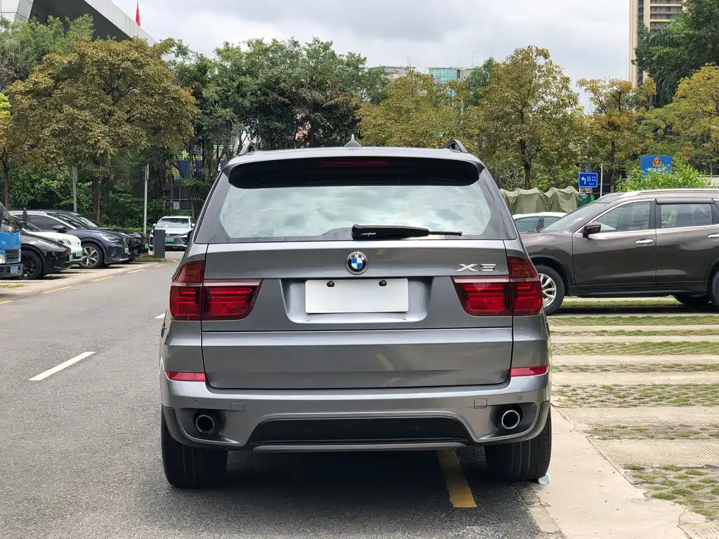 BMW X5 2011 xDrive35i Luxury