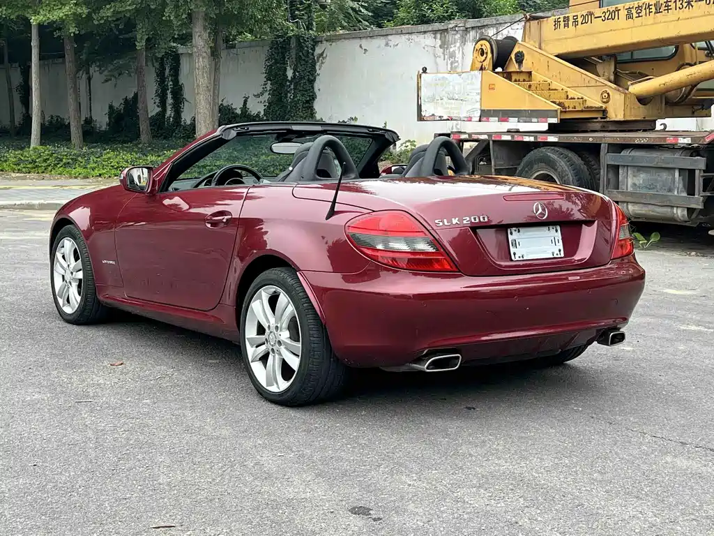 Mercedes-Benz SLK-Class — миниатюра 7