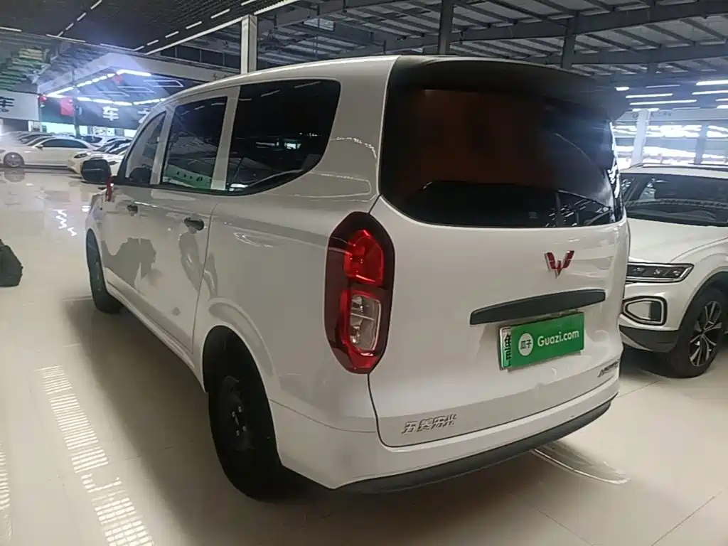 Wuling Hongguang EV — миниатюра 5