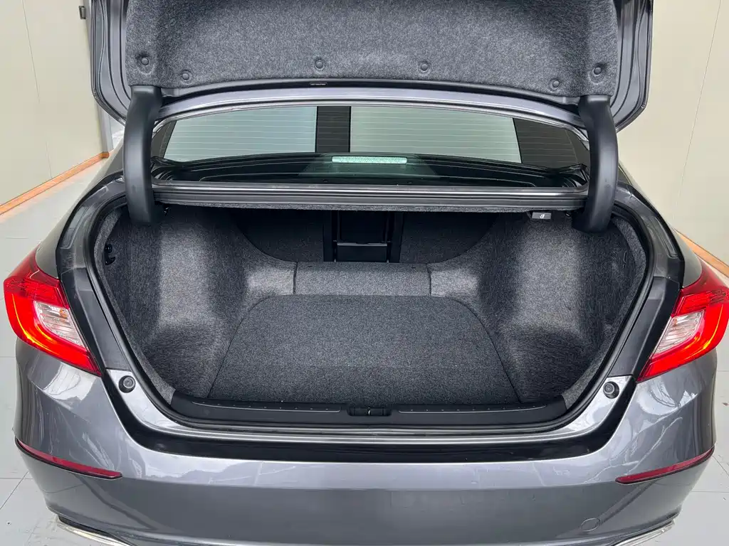 Honda Accord — миниатюра 15