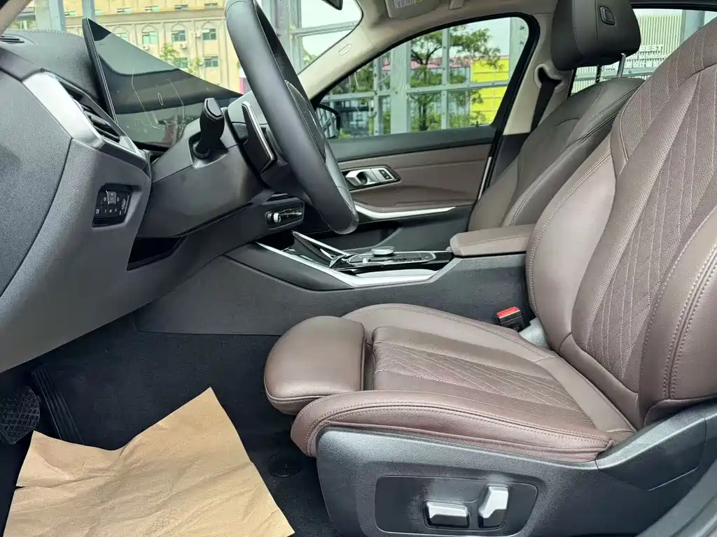 BMW 3 Series — миниатюра 4