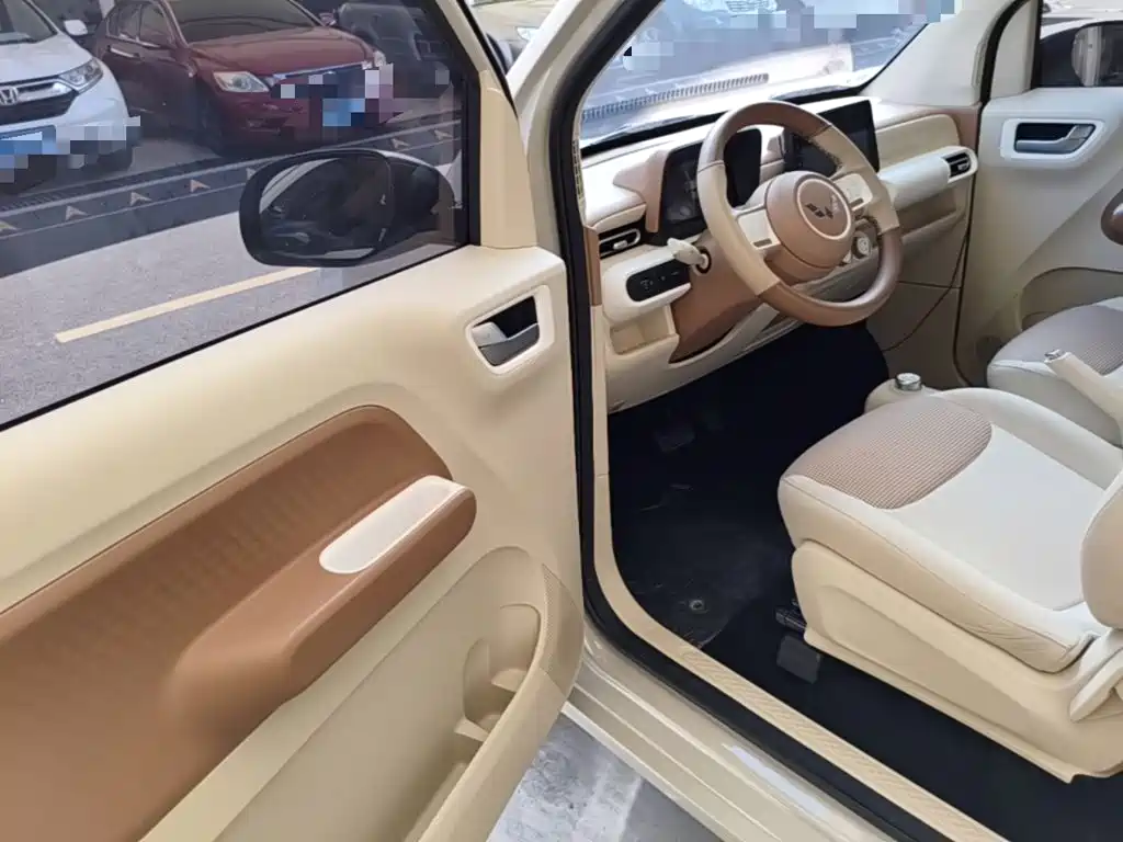 Wuling MINIEV — миниатюра 16