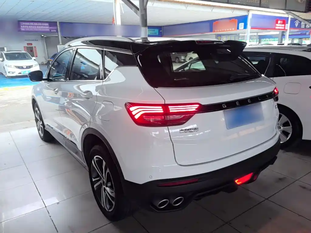 Geely Binyue — миниатюра 5