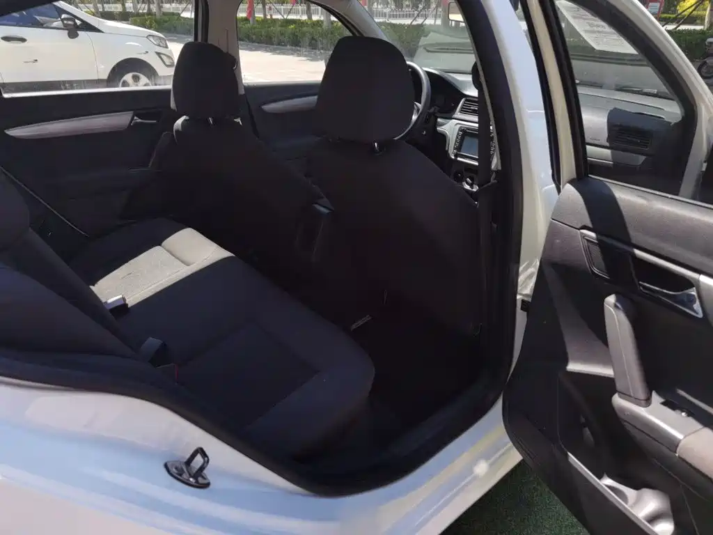 Volkswagen Lavida — миниатюра 14