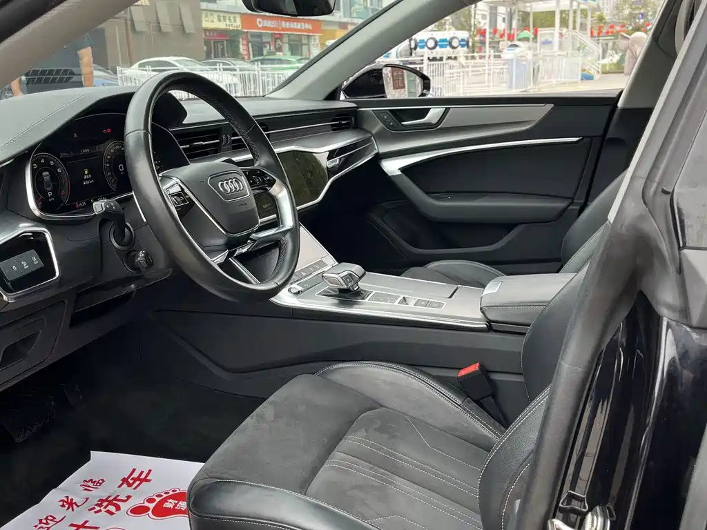 Audi A7L — миниатюра 13