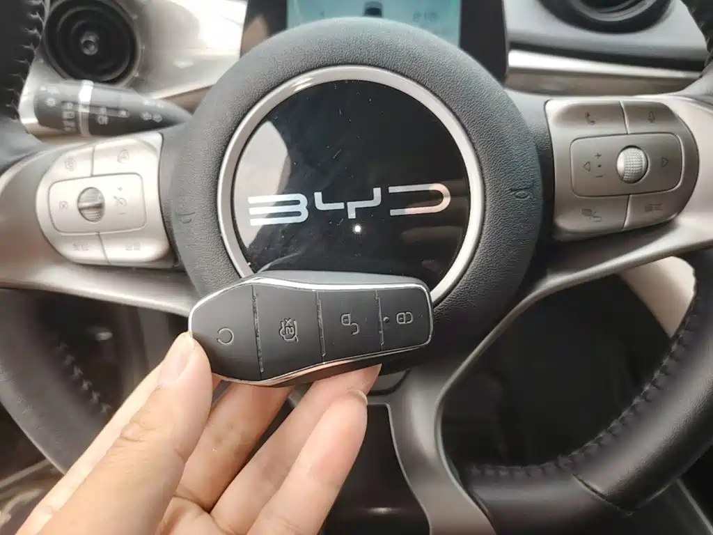 BYD Dolphin — миниатюра 9