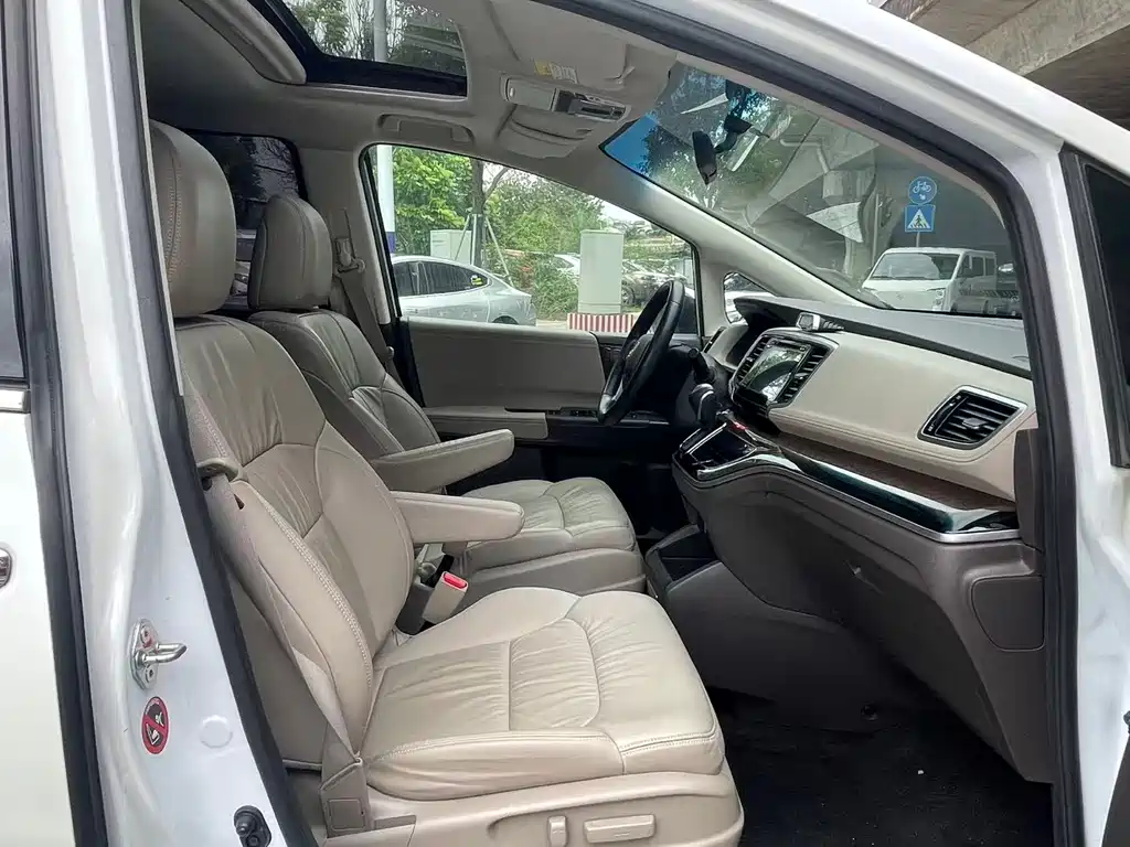 Honda Odyssey — миниатюра 9
