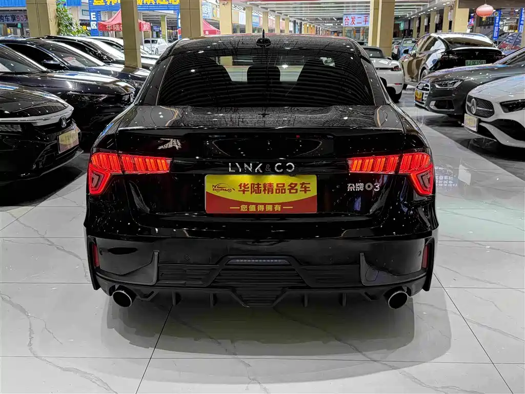 Lynk & Co 03 — миниатюра 5