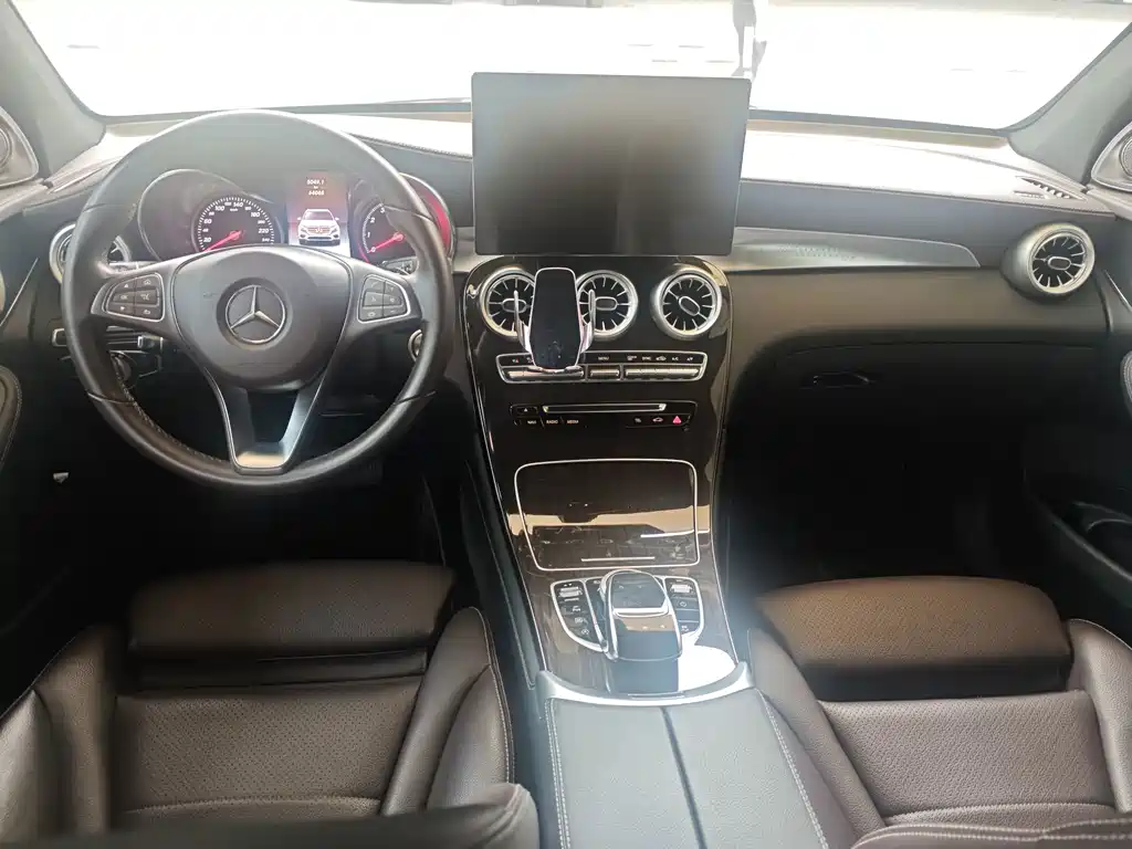 Mercedes-Benz GLC — миниатюра 7