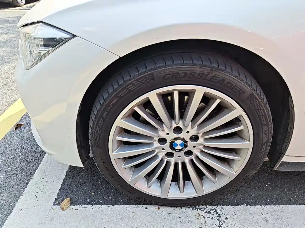 BMW 3 Series — миниатюра 5