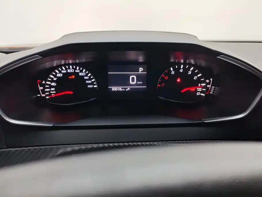 Peugeot 2008 — миниатюра 14