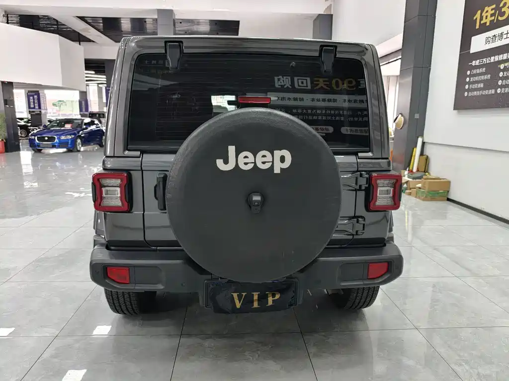 Jeep Wrangler — миниатюра 7