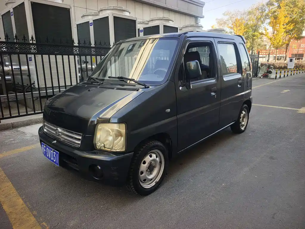 Suzuki Wagon R 2013