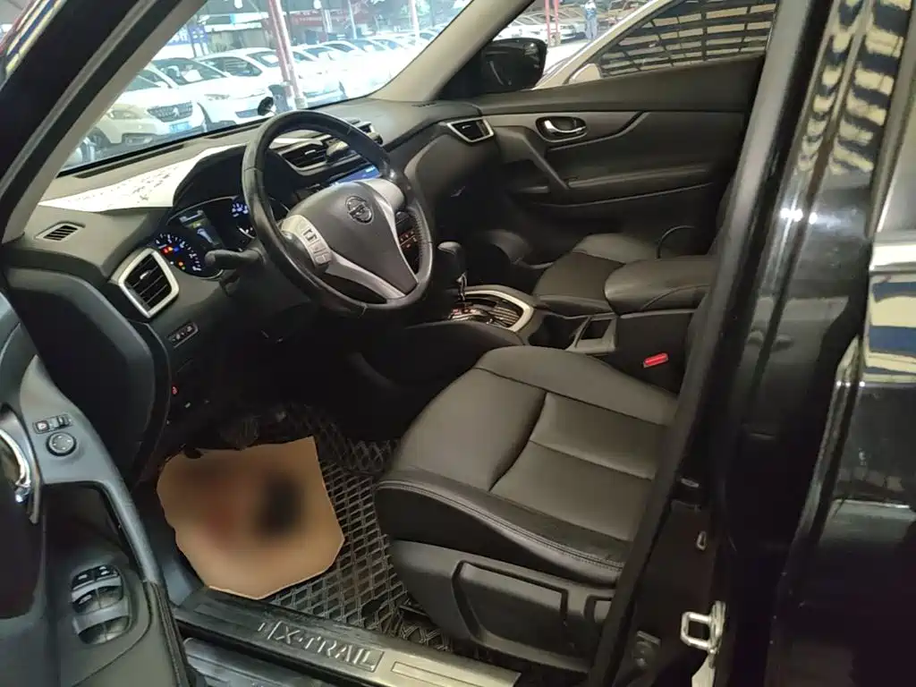 Nissan X-Trail — миниатюра 15