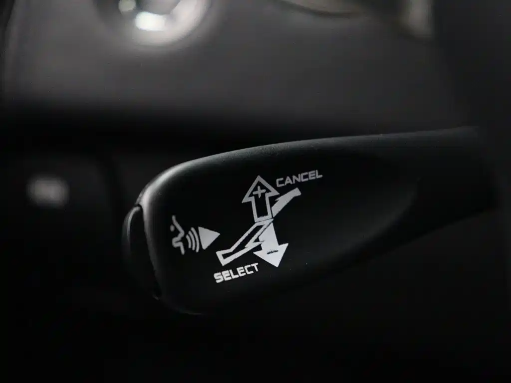 McLaren GT — миниатюра 19