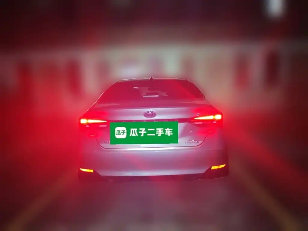 Toyota Avalon — миниатюра 7