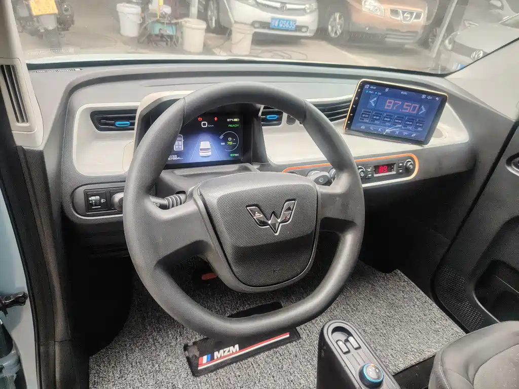 Wuling MINIEV — миниатюра 7