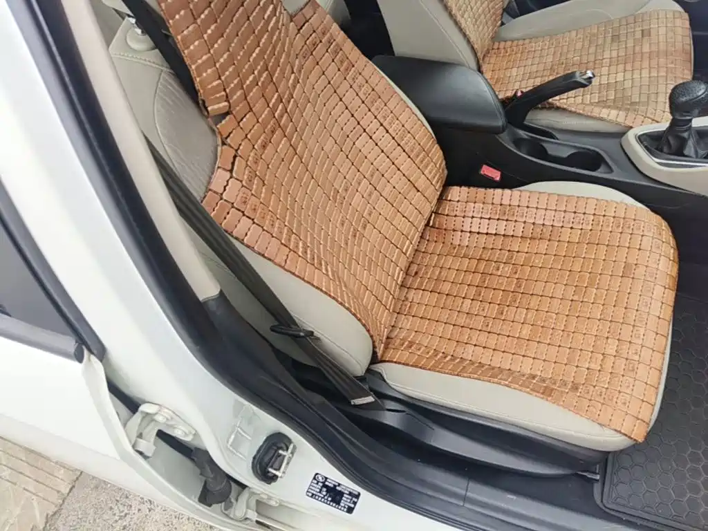 Buick Excelle — миниатюра 25