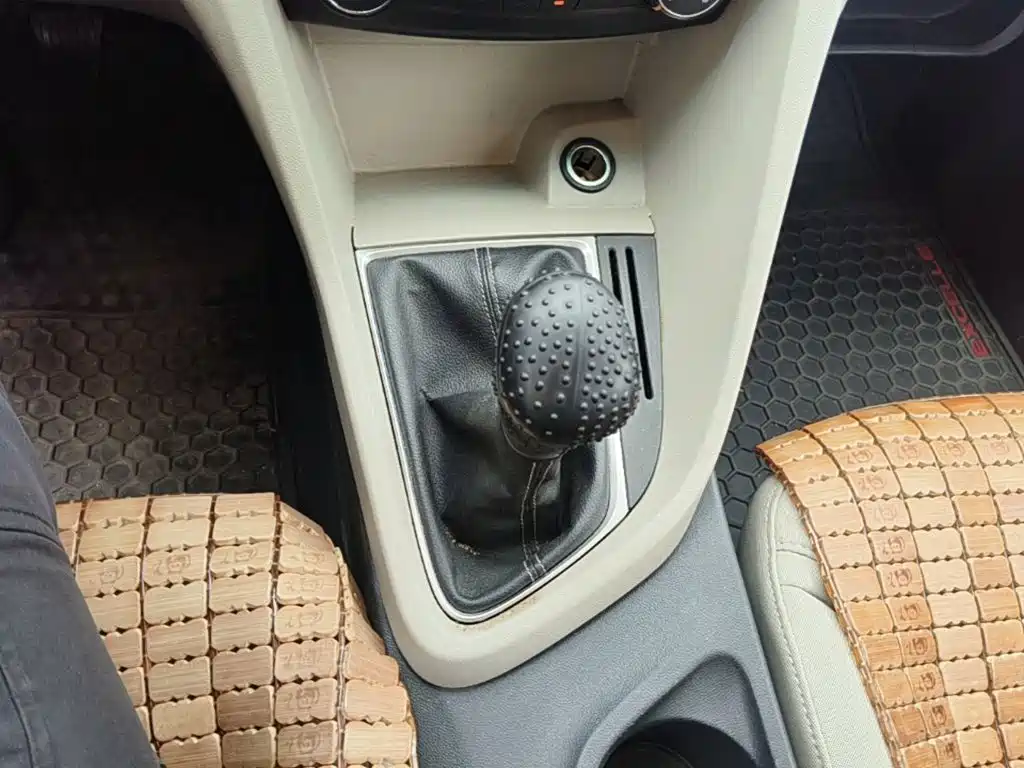 Buick Excelle — миниатюра 14