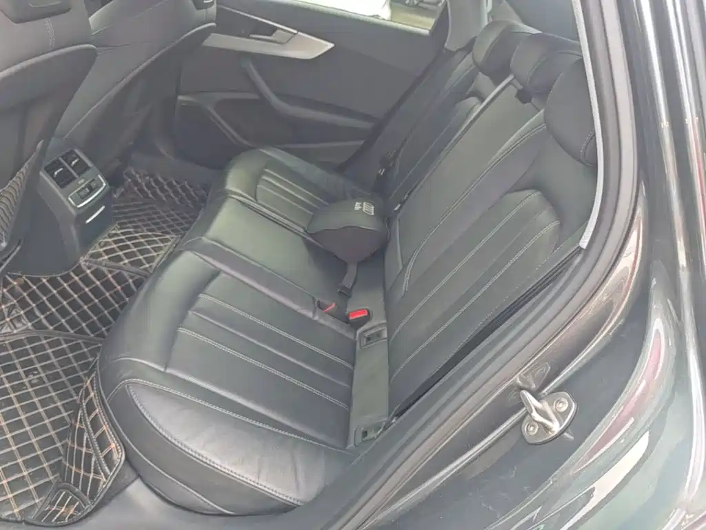 Audi A4L — миниатюра 17