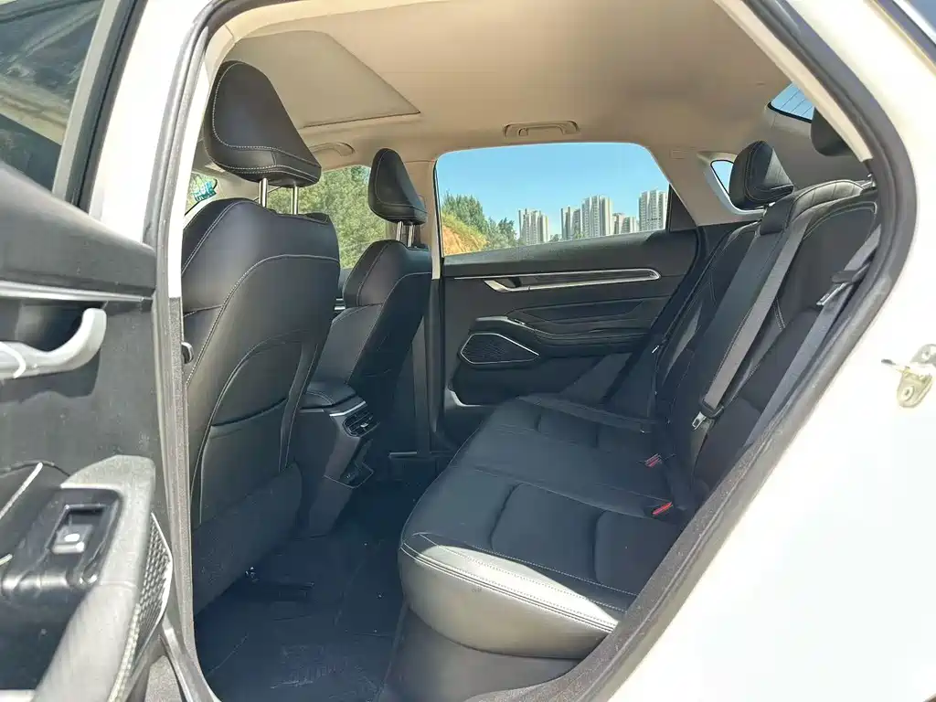 Geely Emgrand — миниатюра 9