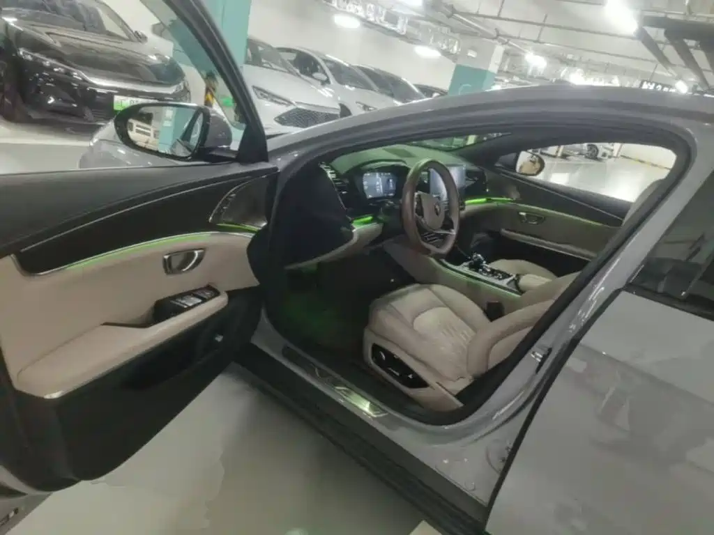 BYD Han — миниатюра 16