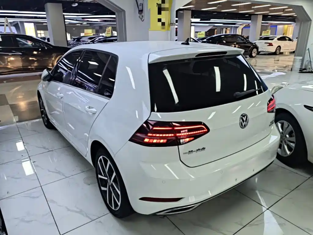 Volkswagen Golf — миниатюра 5