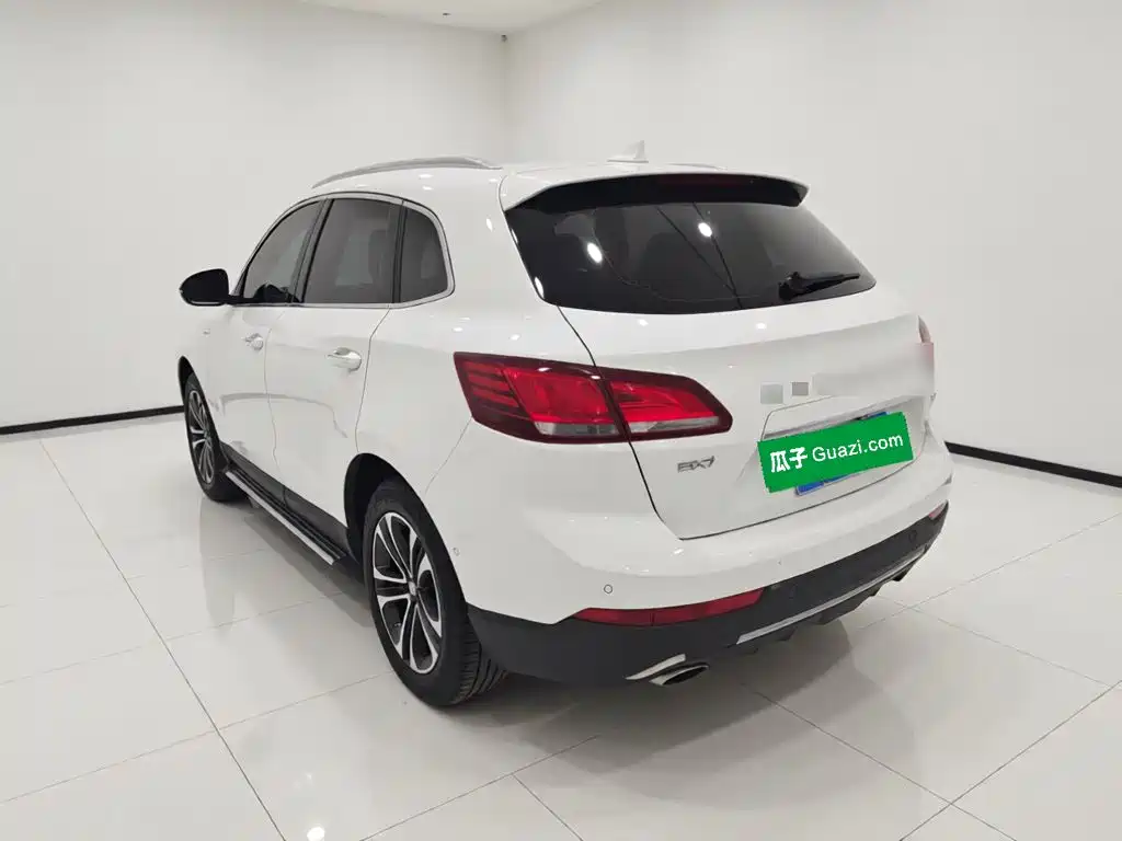 Borgward BX7 — миниатюра 4