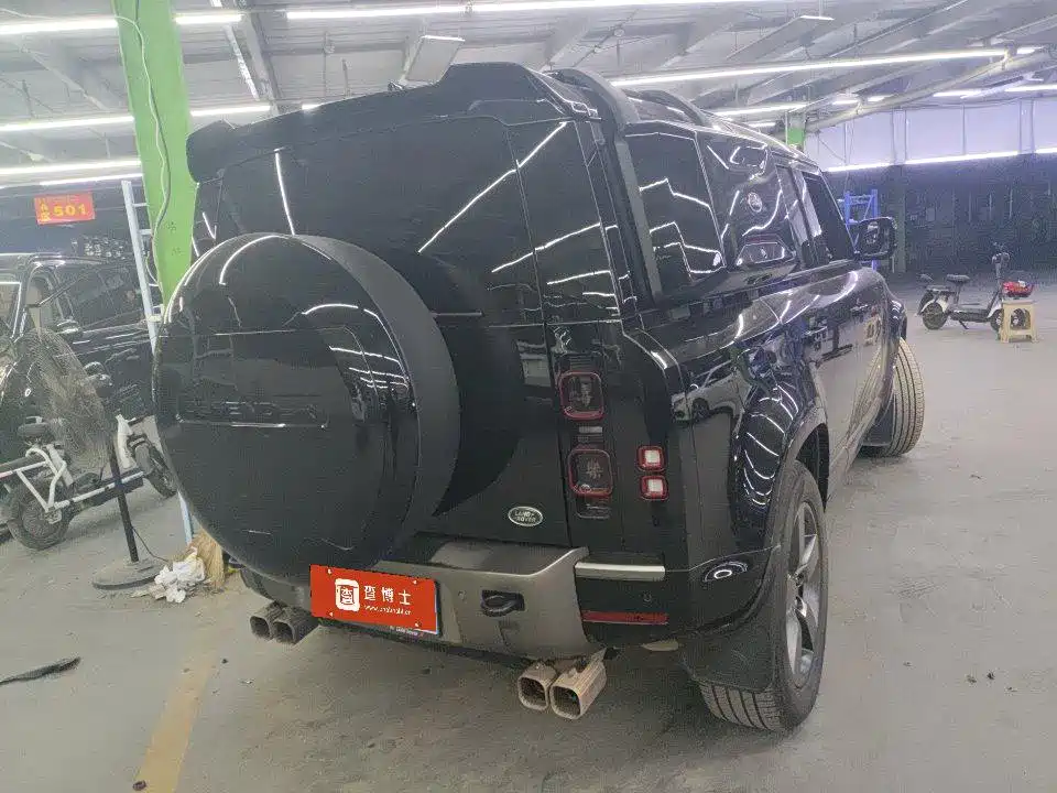 Land Rover Defender — миниатюра 2