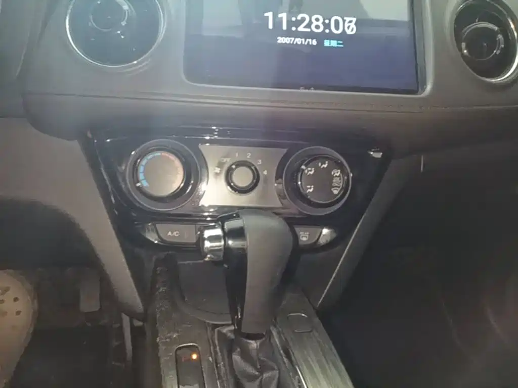 Honda XR-V — миниатюра 13