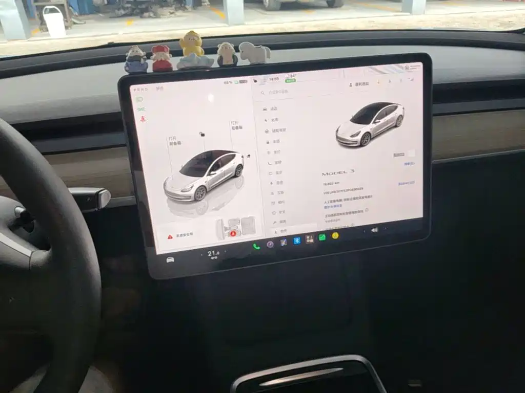 Tesla Model 3 — миниатюра 13