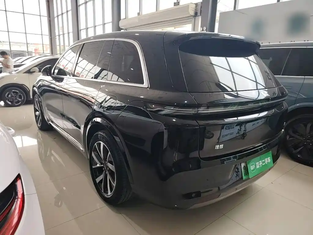 Li Auto L8 2023 Pro