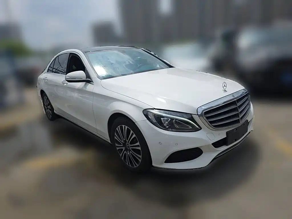 Mercedes-Benz C-Class — миниатюра 6
