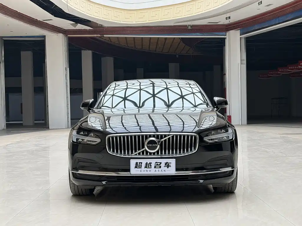 Volvo S90 — миниатюра 2